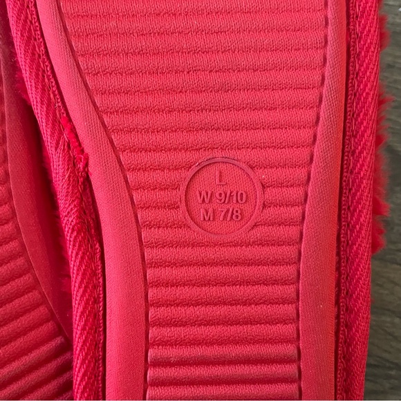 Target Scuff Slippers - Picture 9 of 10